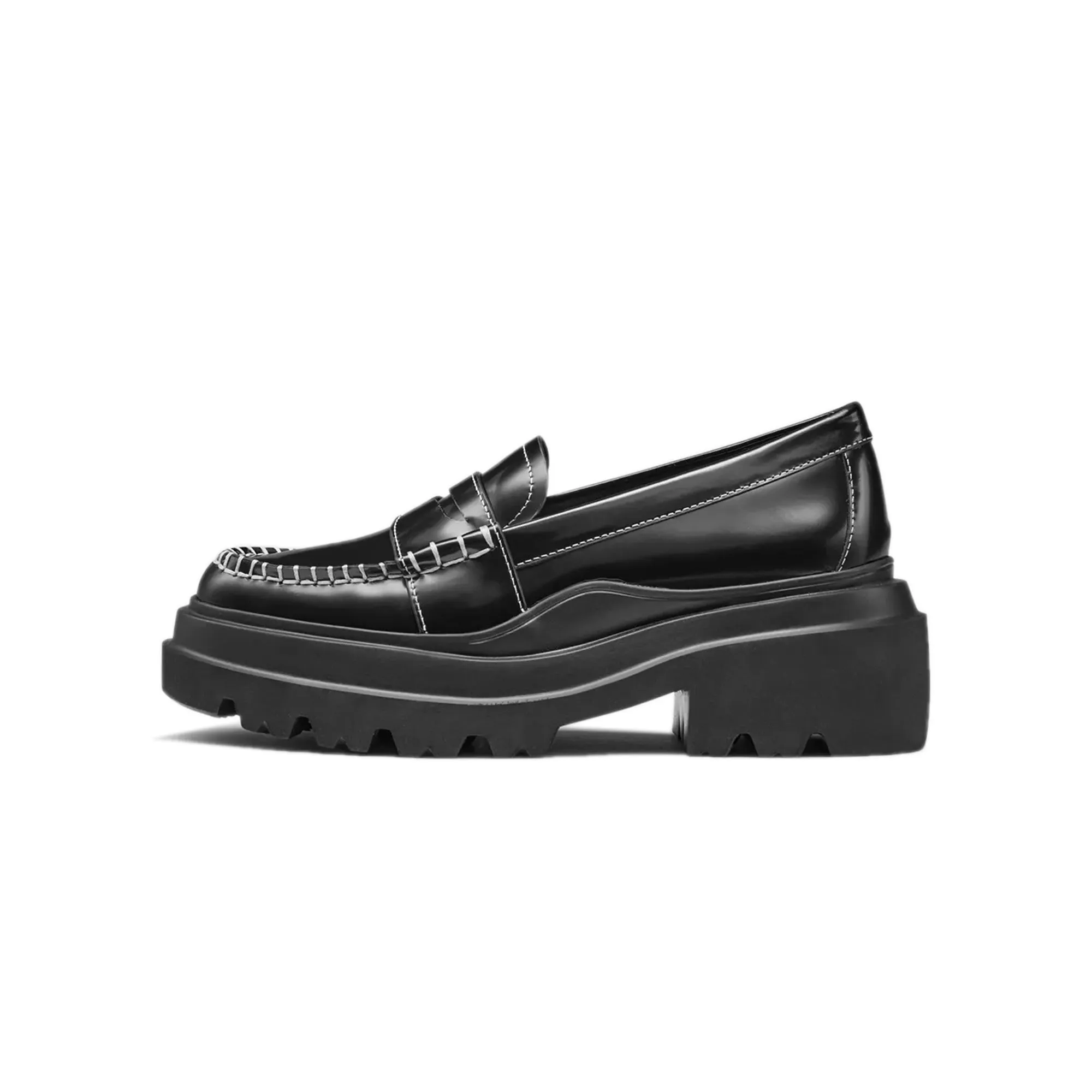 G.H. Bass Womens Platform Lug Loafer