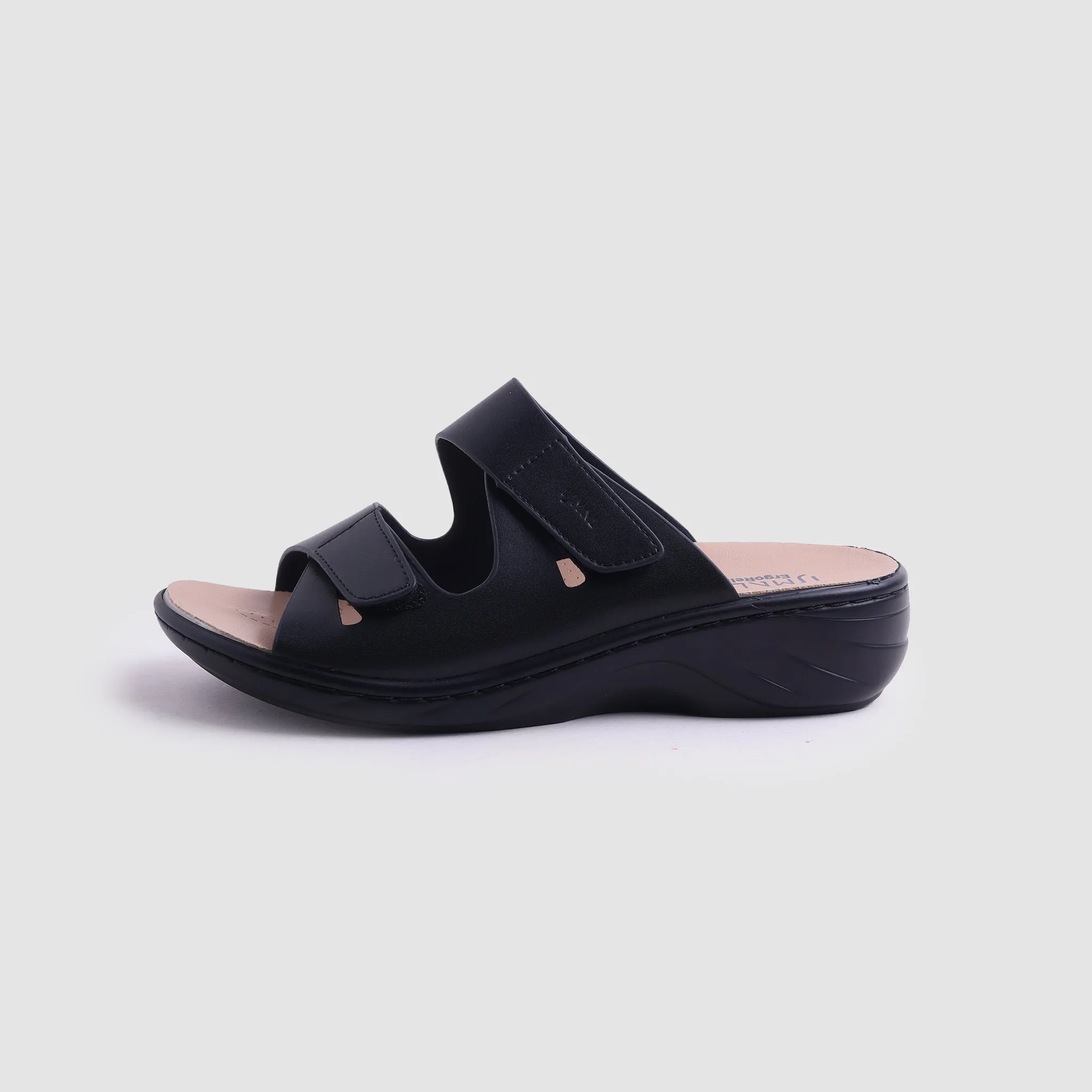 Nora Slip On