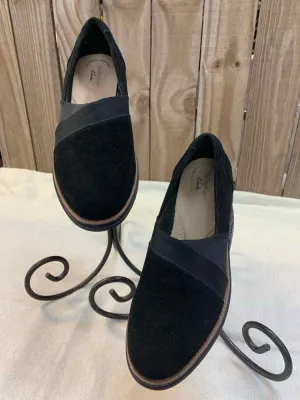 NWT CLARKS SHOES 8 Black SUEDE SLIP ON Shoes