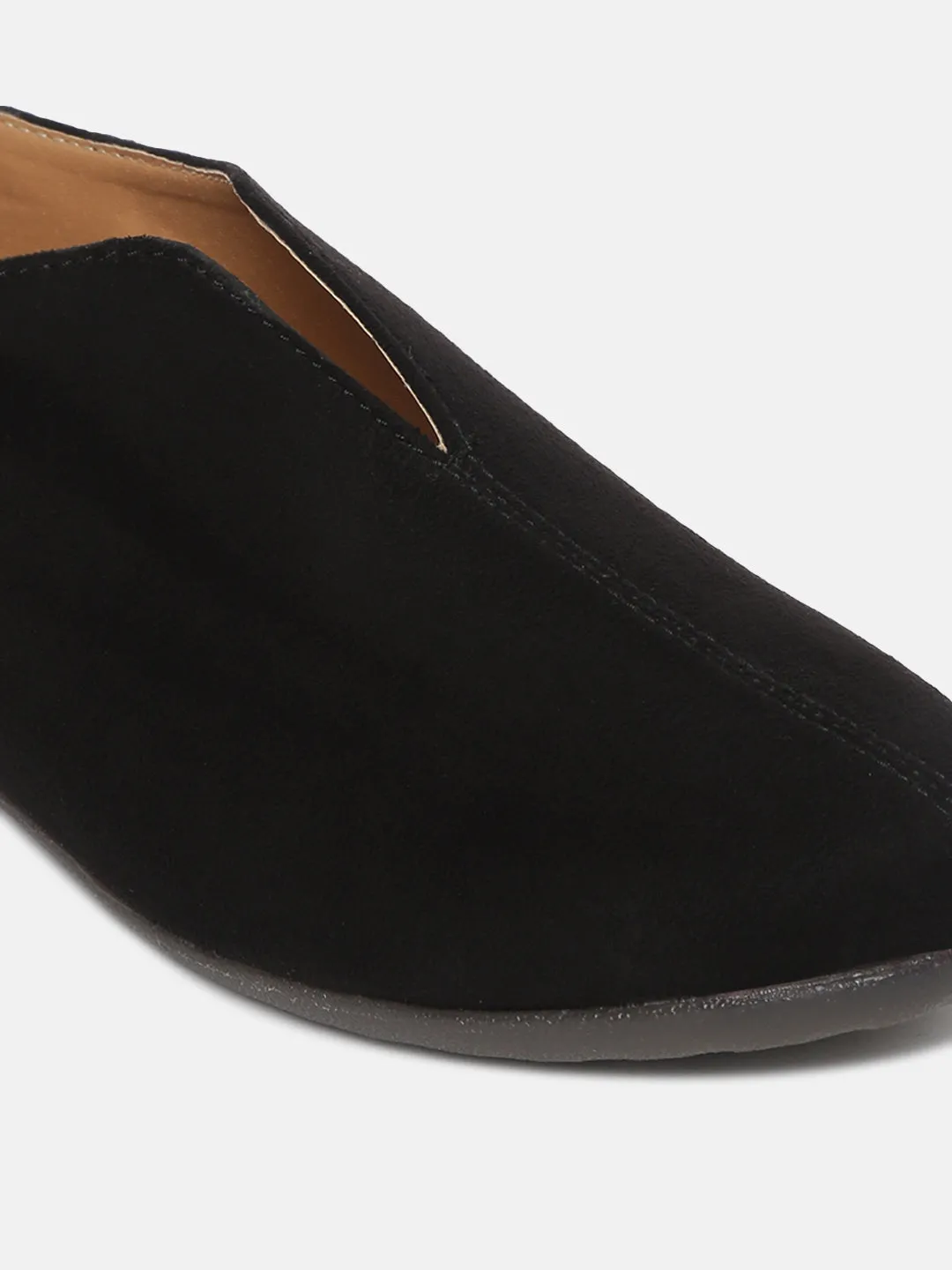 Slip-On Casual Shoes