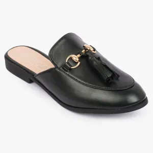 Slip on tassle flat loafers