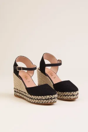 Tiri Wedge High Sandal